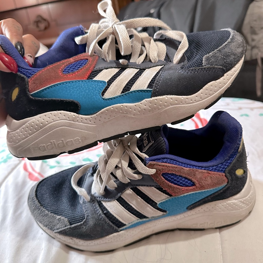 Adidas Cloudfoam Chaos ‘Legend Ink Shock Red’ EF1047